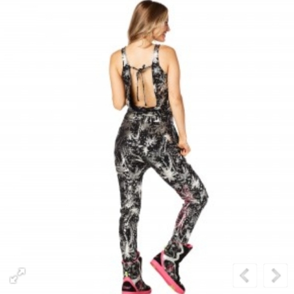 Nwt ZUMBA Never Stop Shinin' Jumpsuit size XS - Picture 3 of 11